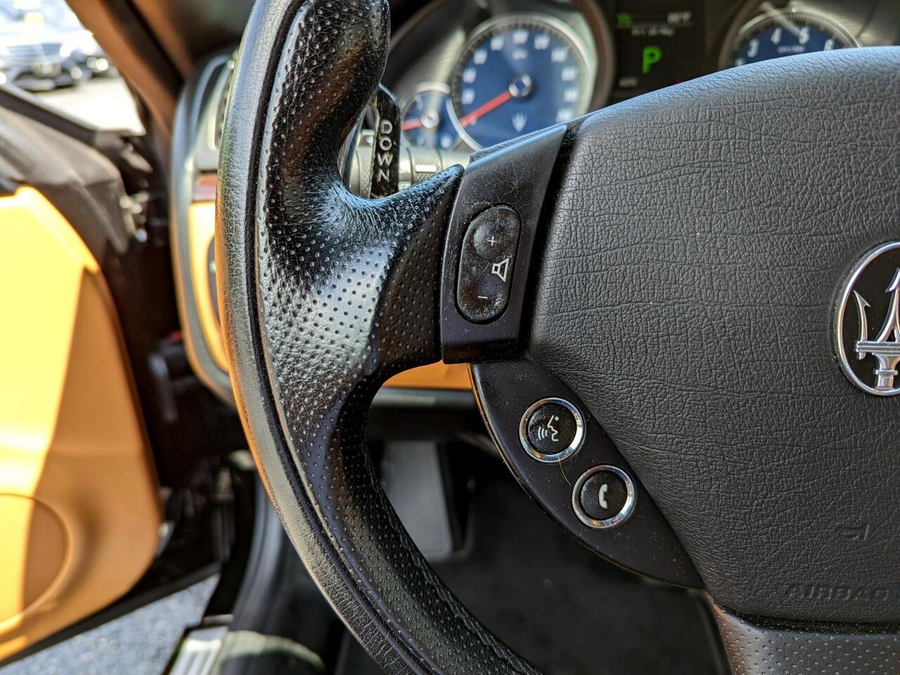Used 2011 Maserati GranTurismo Convertible RWD image 16