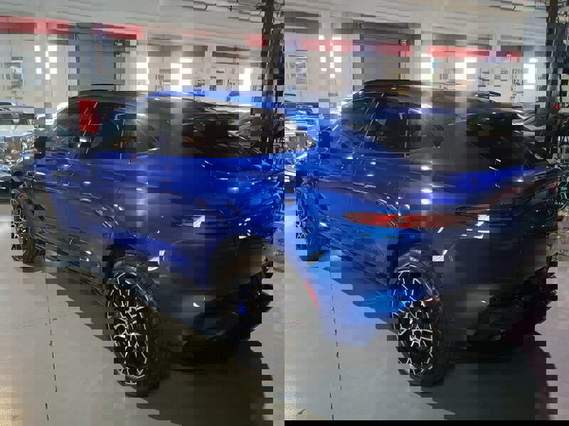 Used 2021 Aston Martin DBX image 3