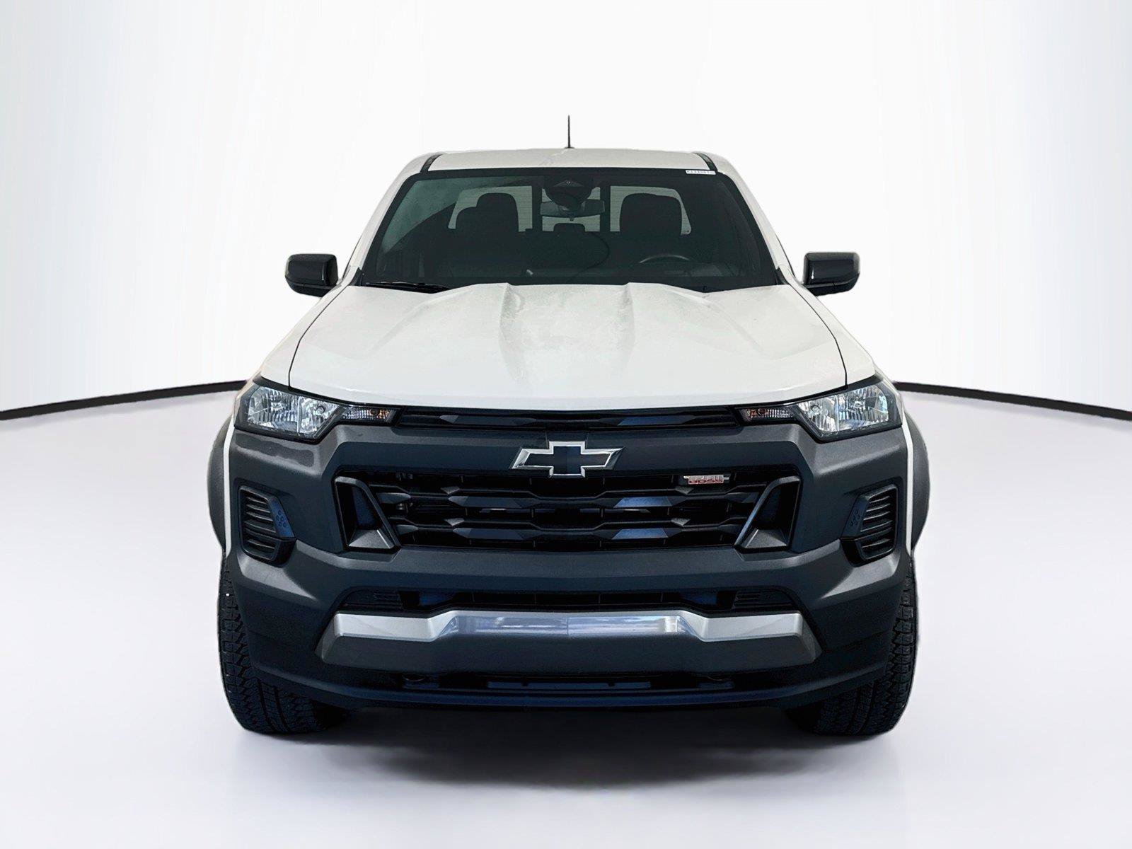 Used 2026 Chevrolet Colorado Trail Boss AWD/4WD image 9
