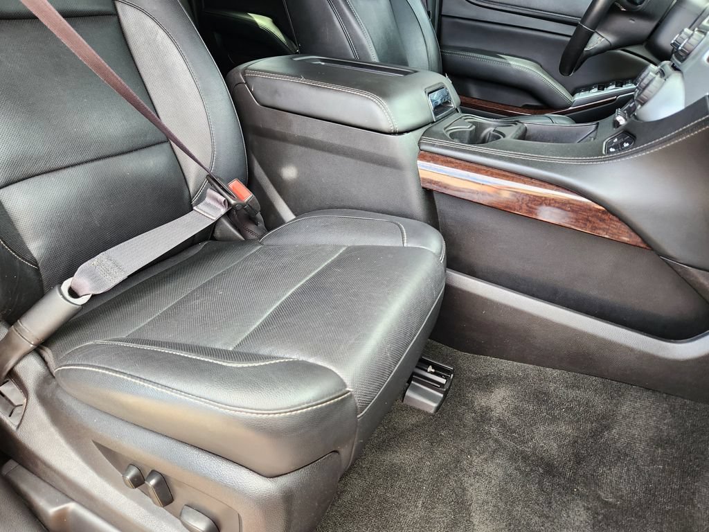 Used 2017 GMC Yukon XL SLT AWD/4WD image 14