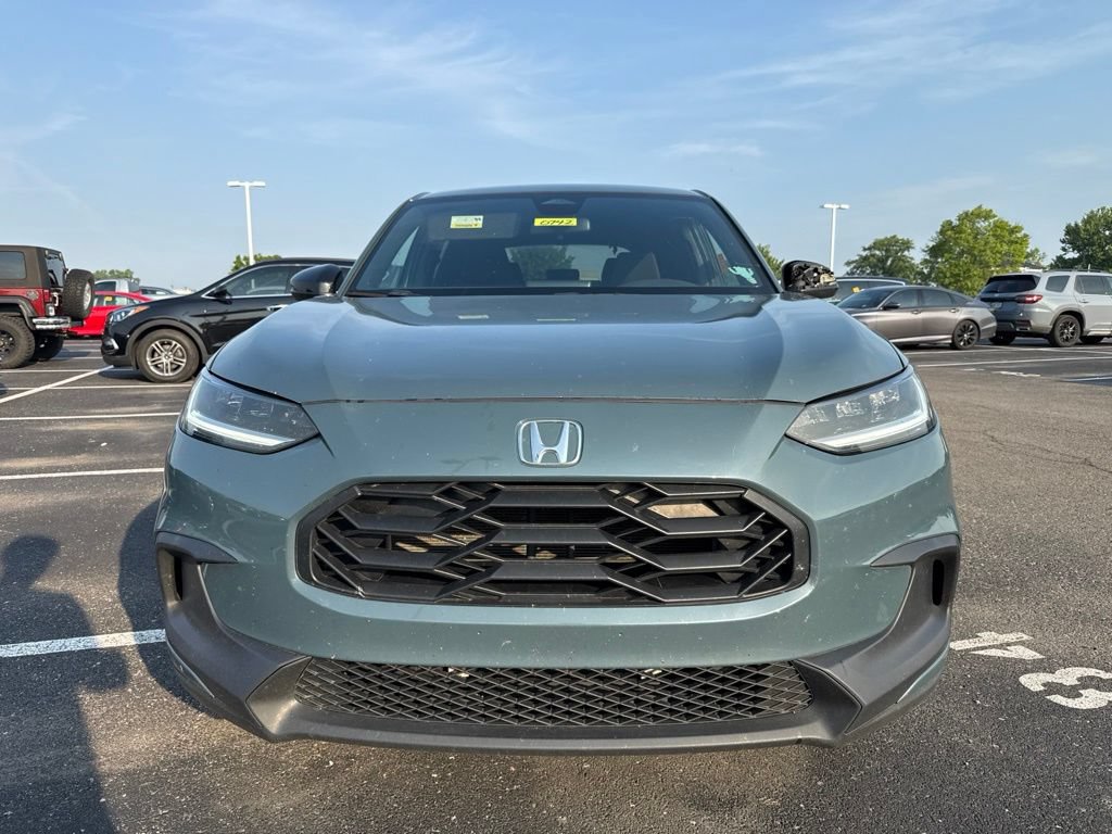 Used 2024 Honda HR-V Sport image 2