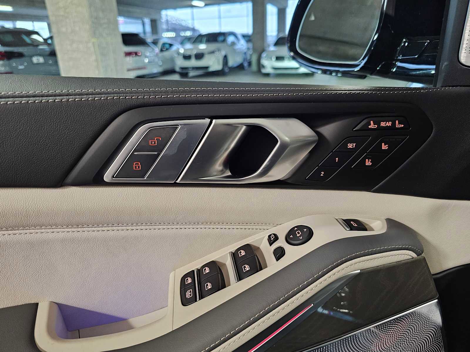 New 2026 BMW X7 M60i image 31