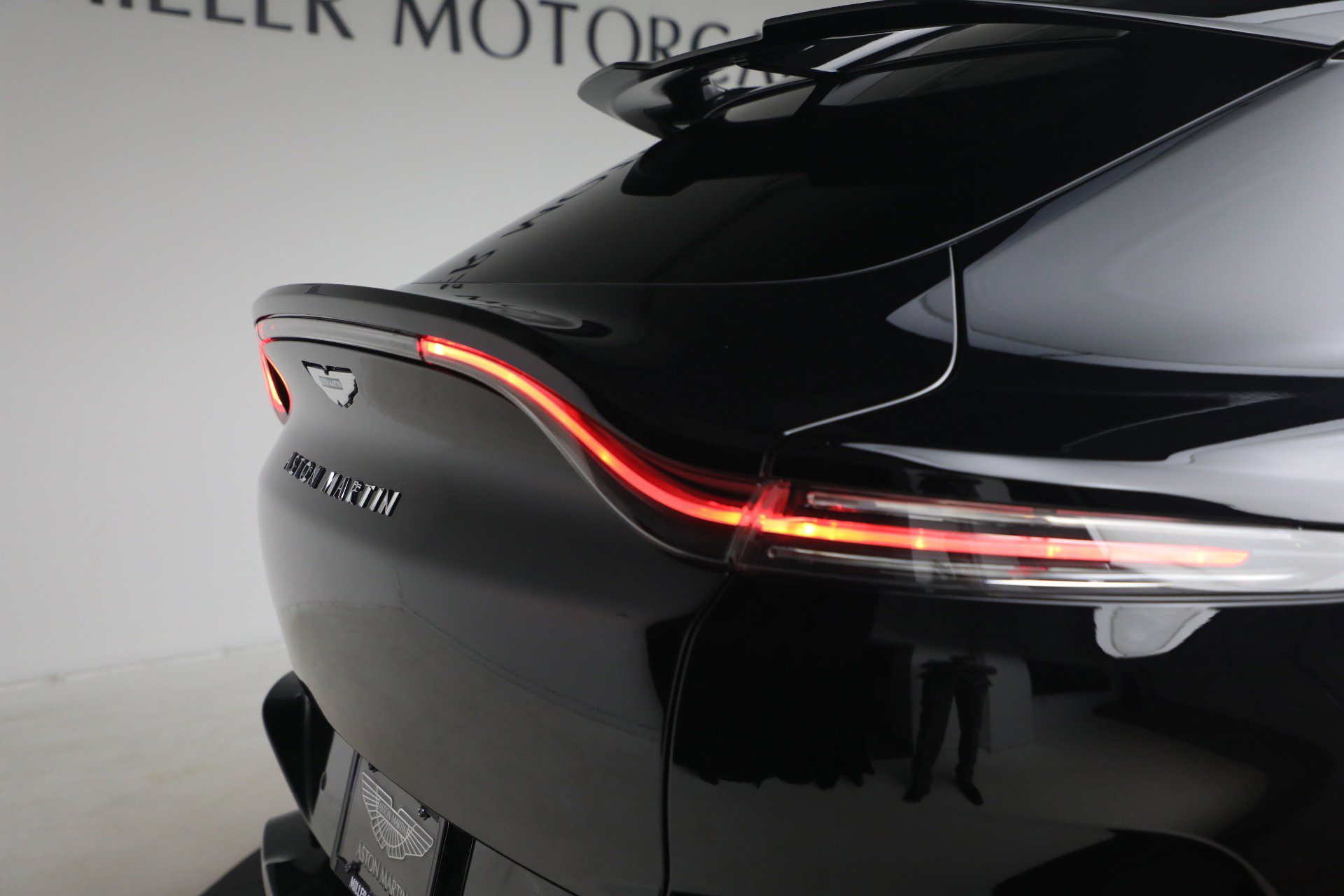 New 2026 Aston Martin DBX S image 40