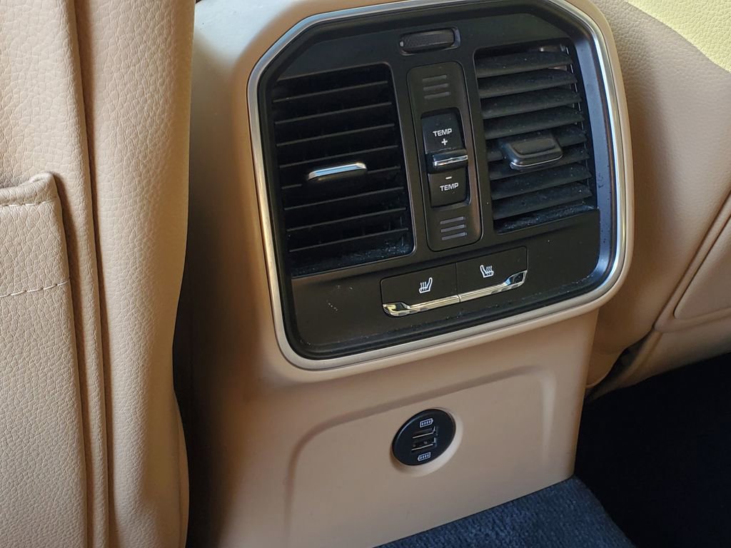 Used 2018 Porsche Macan image 29