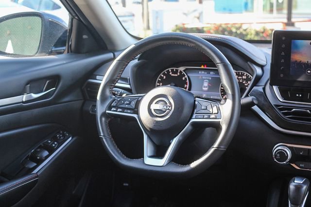 Used 2024 Nissan Altima 2.5 SR w/ SR Premium Package image 21