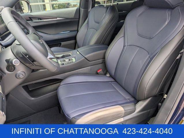 Certified 2026 INFINITI QX60 Sport w/ Dark Cargo Package AWD/4WD image 5
