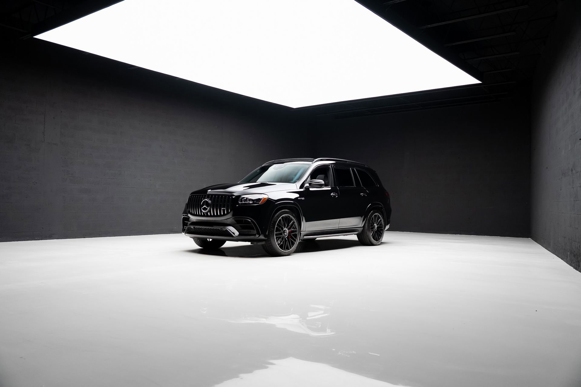 Used 2024 Mercedes-Benz GLS 63 AMG 4MATIC image 93