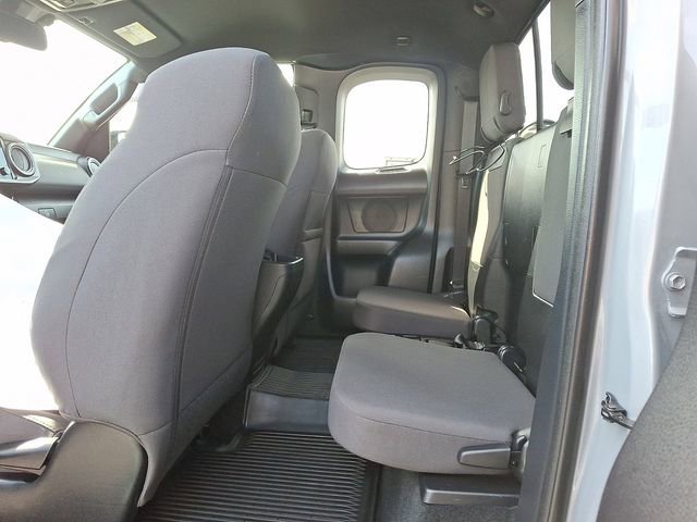 Used 2018 Toyota Tacoma TRD Off-Road image 13