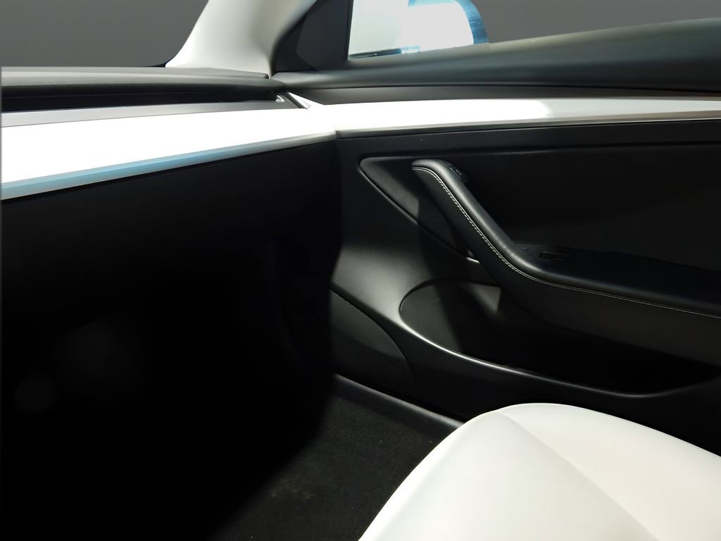 Used 2021 Tesla Model 3 Performance AWD/4WD image 27