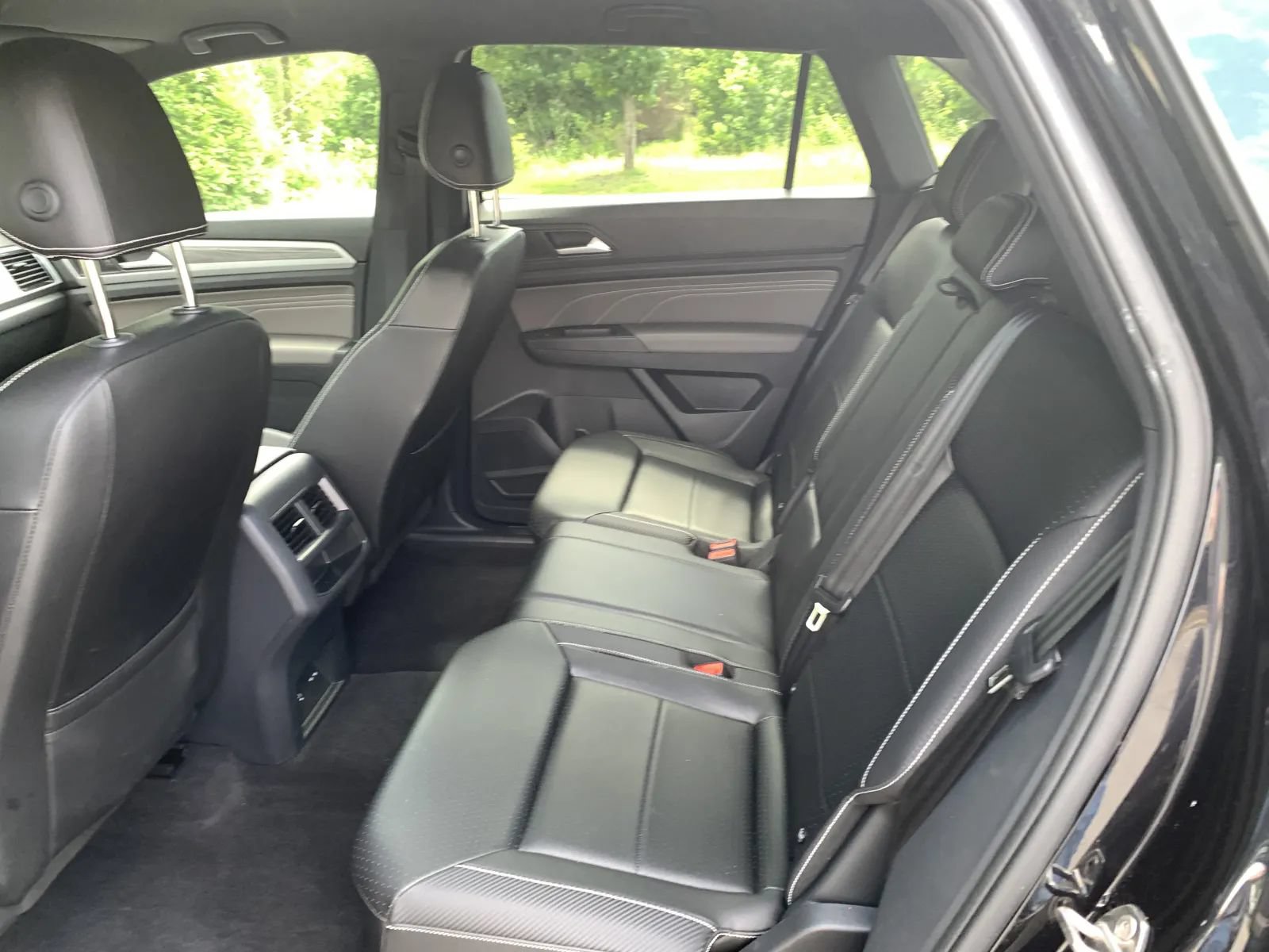 Used 2023 Volkswagen Atlas Cross Sport SE FWD image 26