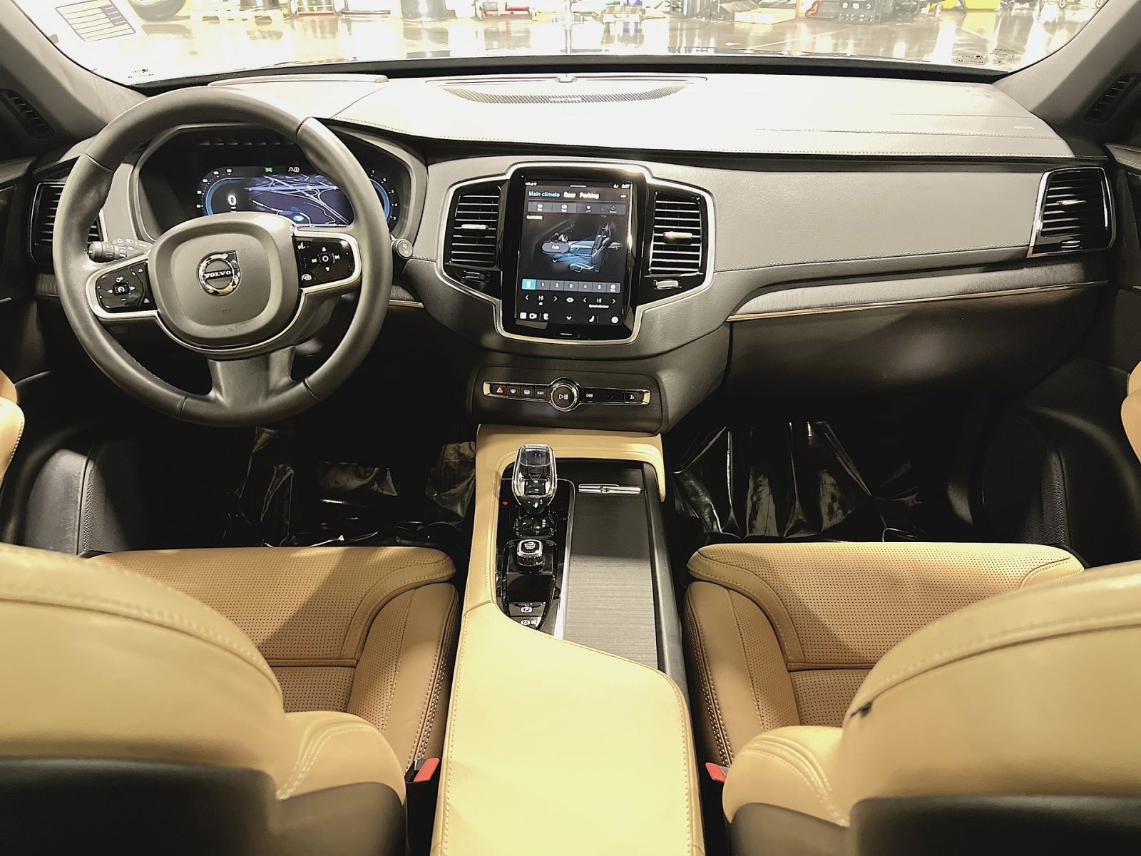 Used 2023 Volvo XC90 B6 Ultimate w/ Protection Package Premier image 23