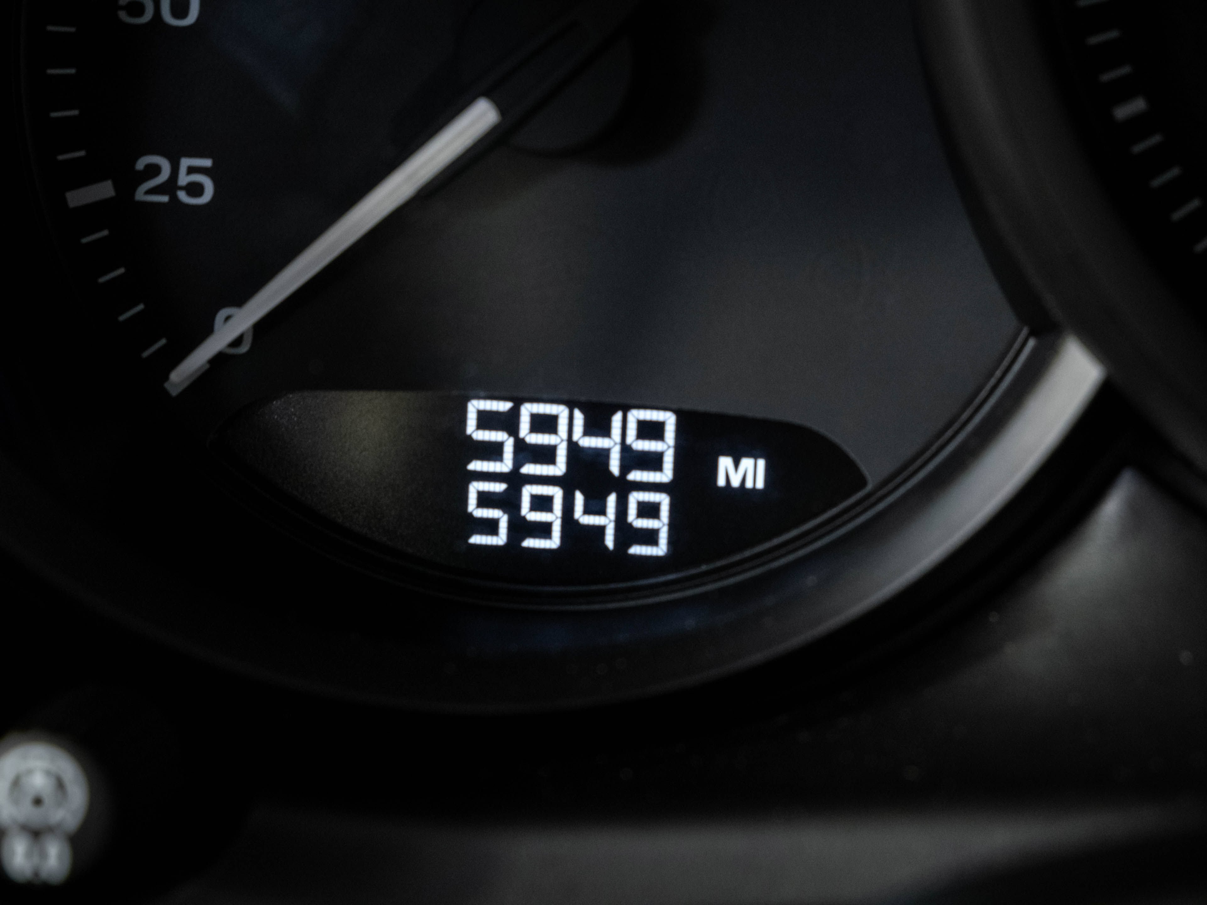Certified 2026 Porsche Macan AWD/4WD image 12