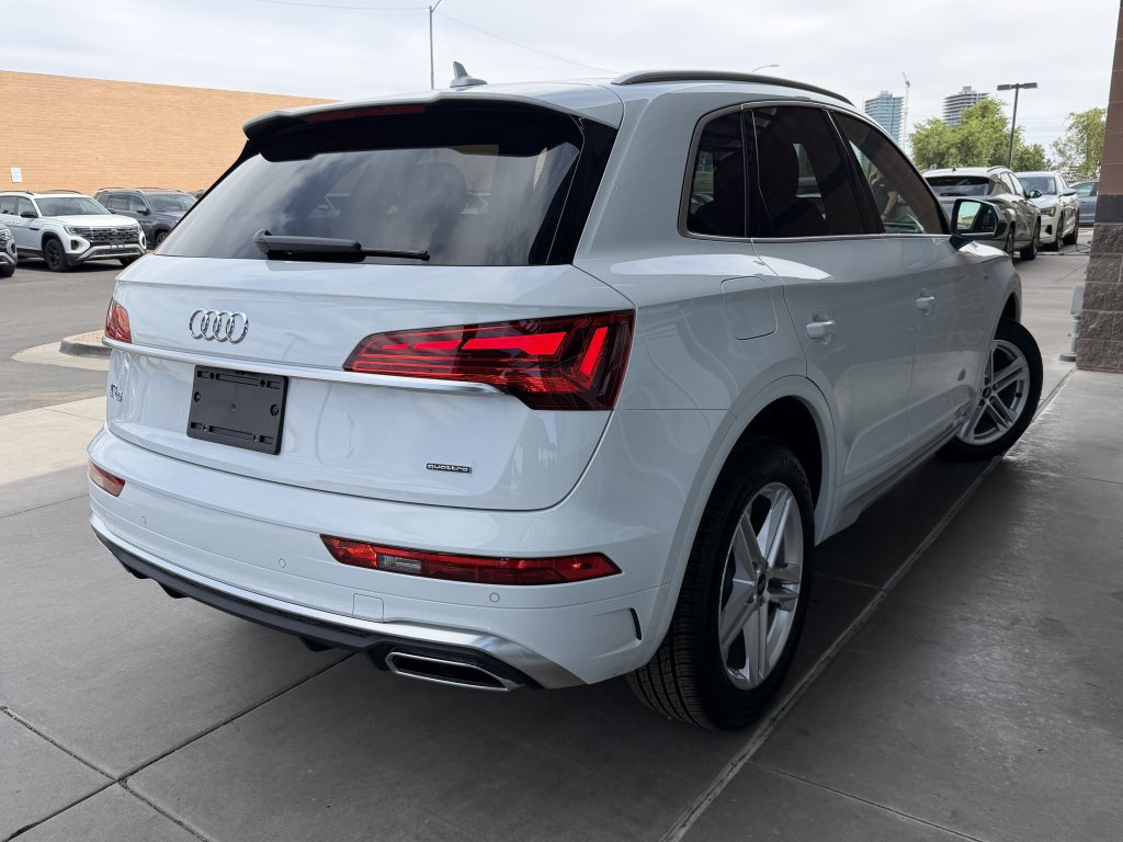 Used 2025 Audi Q5 e Premium Plus w/ Premium Plus Package AWD/4WD image 4