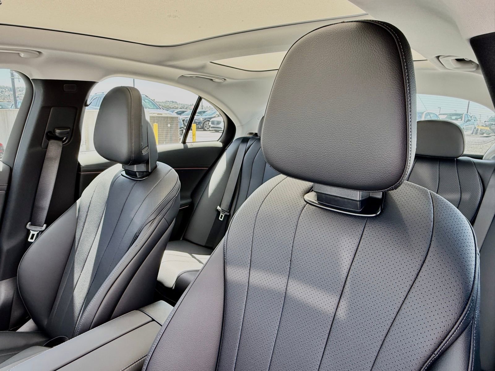 New 2026 Mercedes-Benz E 450 4MATIC Sedan image 21