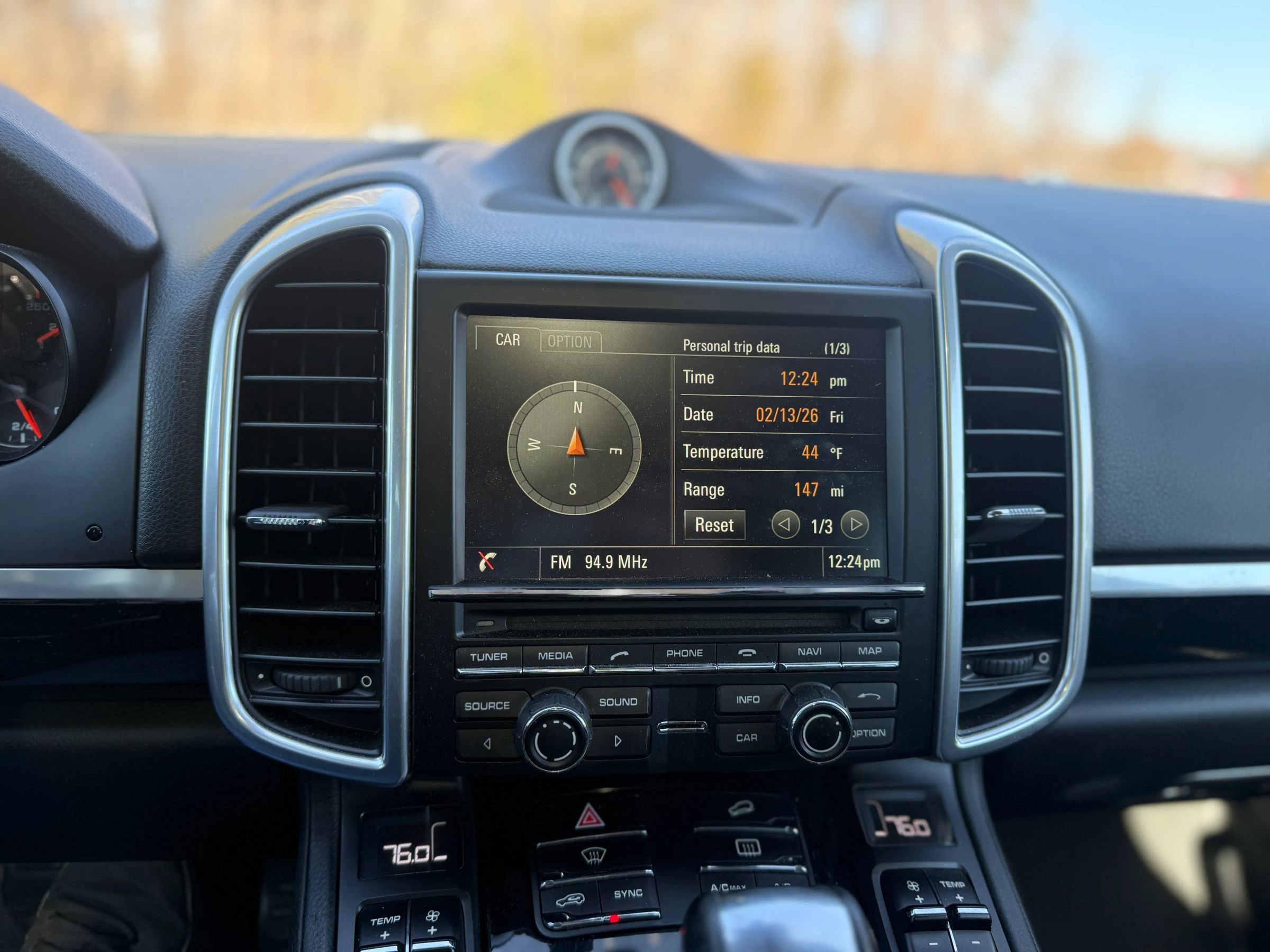 Used 2016 Porsche Cayenne image 17