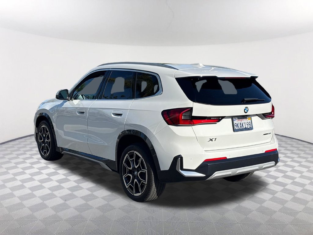 Used 2023 BMW X1 xDrive28i w/ Convenience Package AWD/4WD image 4
