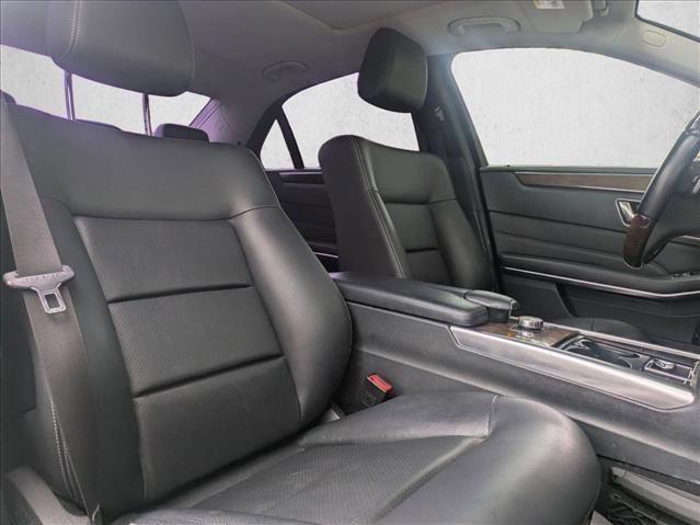 Used 2014 Mercedes-Benz E 250 BlueTEC Sedan image 22