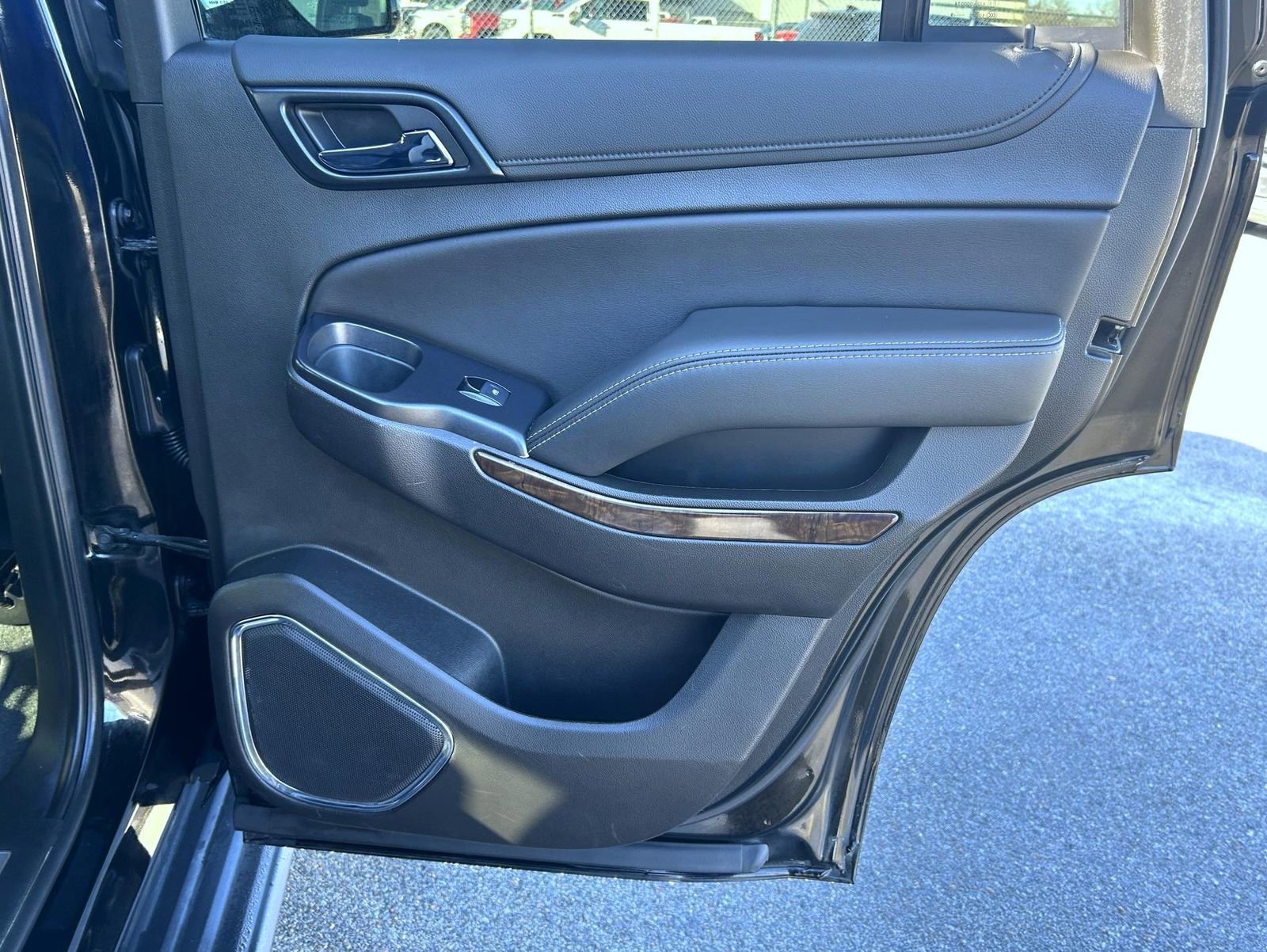 Used 2019 Chevrolet Tahoe LT image 18