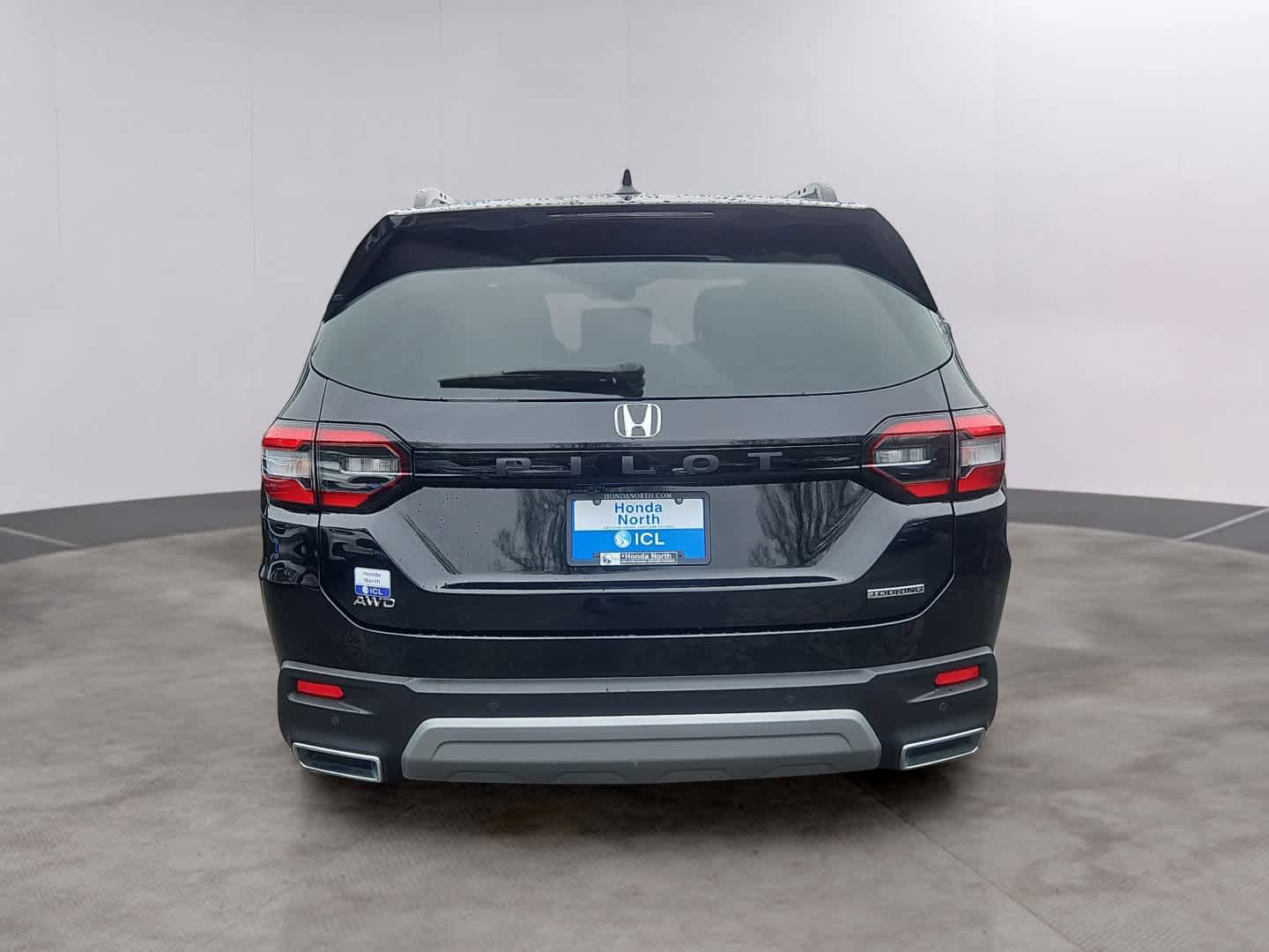 Used 2023 Honda Pilot Touring image 5