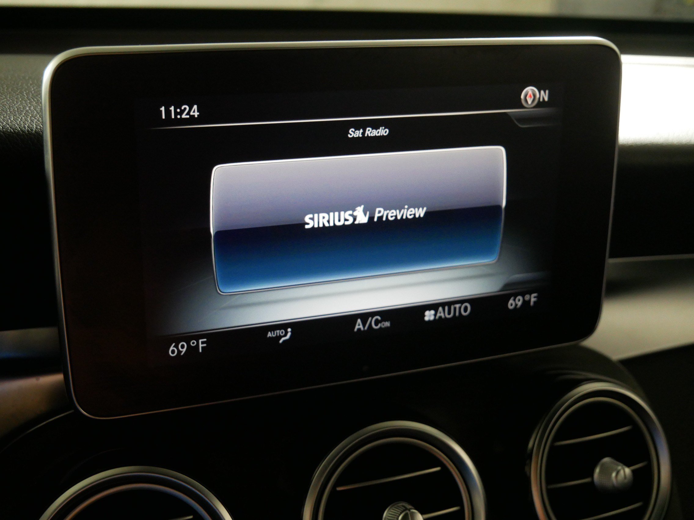 Used 2018 Mercedes-Benz GLC 300 4MATIC image 22