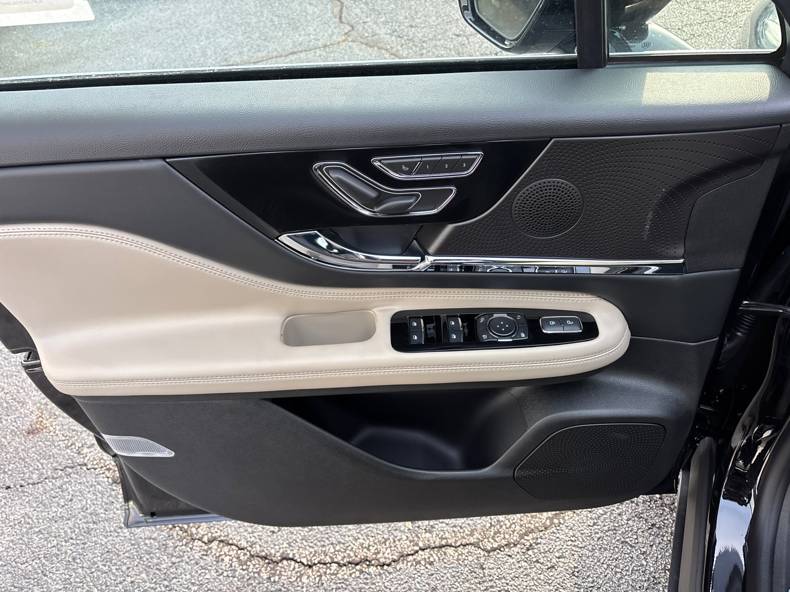 New 2026 Lincoln Corsair Grand Touring image 10