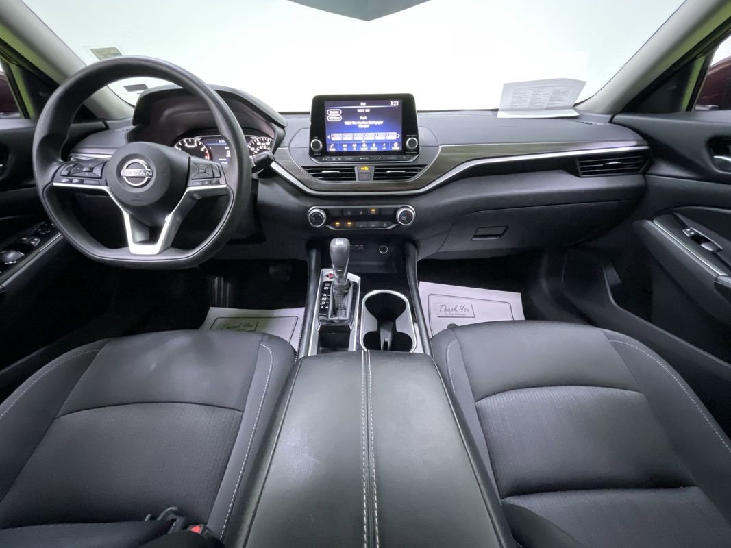 Used 2023 Nissan Altima 2.5 SV image 18