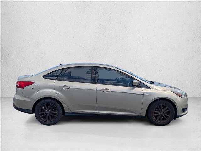Used 2018 Ford Focus SE image 4
