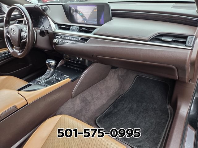 Used 2021 Lexus ES 300h w/ Premium Package FWD image 17