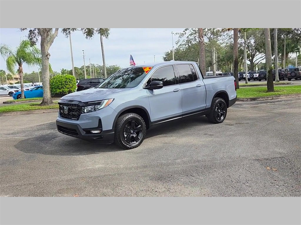 Used 2025 Honda Ridgeline Black Edition image 52