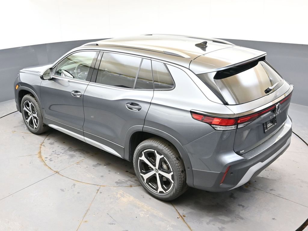 New 2026 Volkswagen Tiguan SE image 38