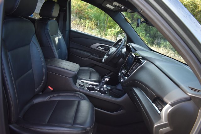 Used 2022 Chevrolet Traverse LT AWD/4WD image 14