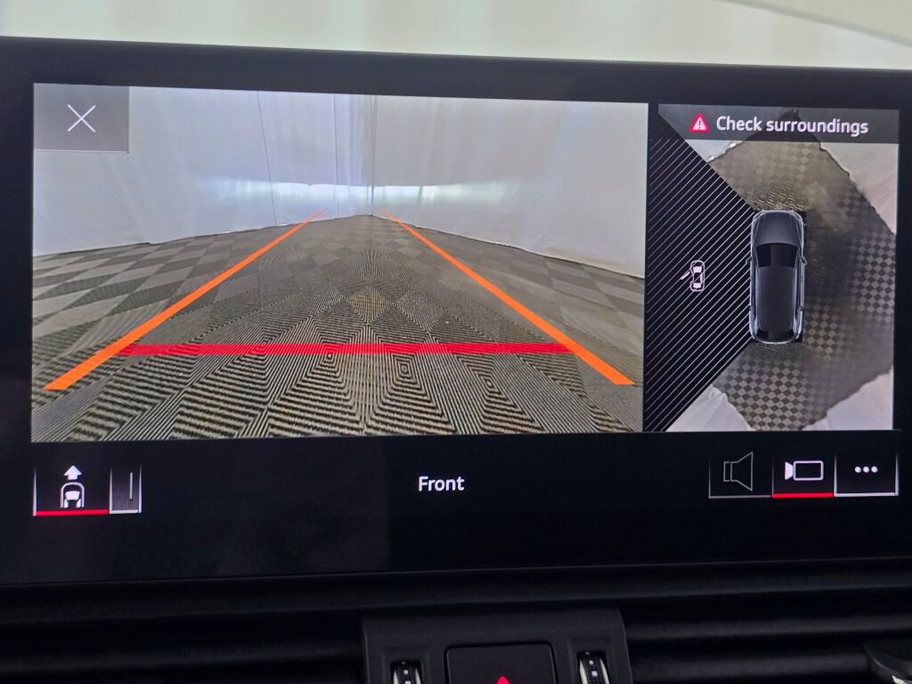 Certified 2025 Audi Q5 2.0T Premium Plus image 42