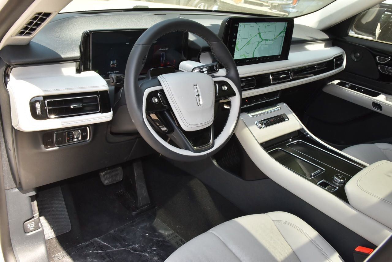 New 2026 Lincoln Aviator Reserve image 34