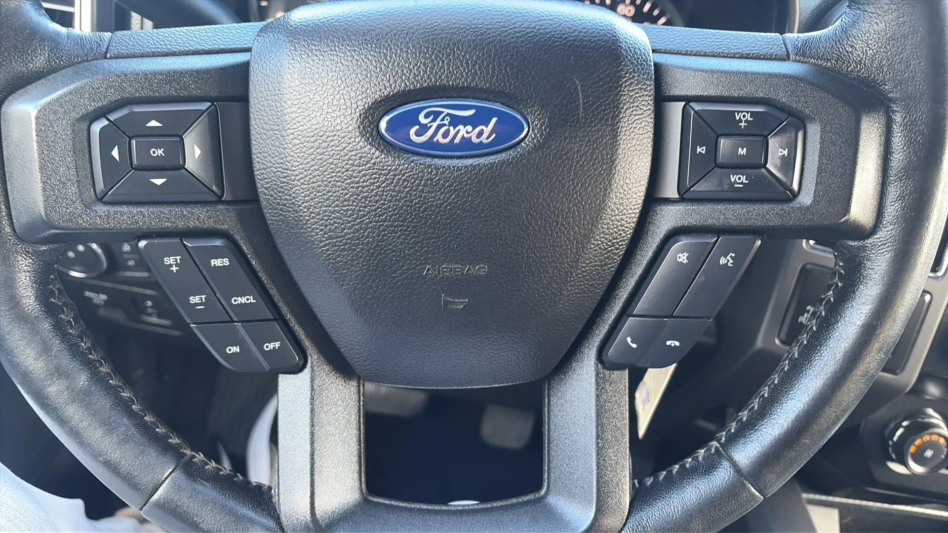 Used 2019 Ford F150 XLT w/ Equipment Group 302A Luxury image 39