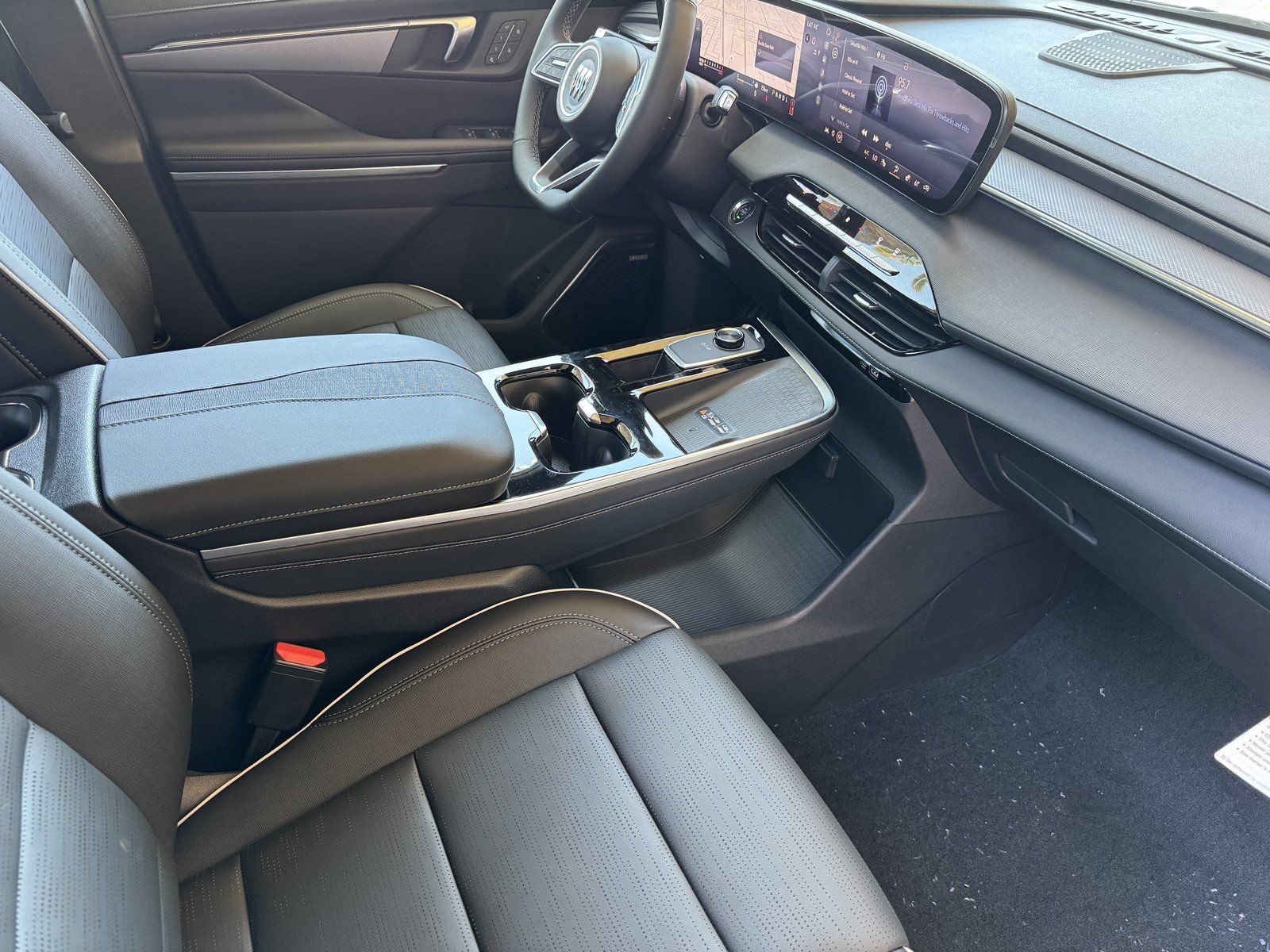 New 2026 Buick Enclave Sport Touring w/ Power Package FWD image 16