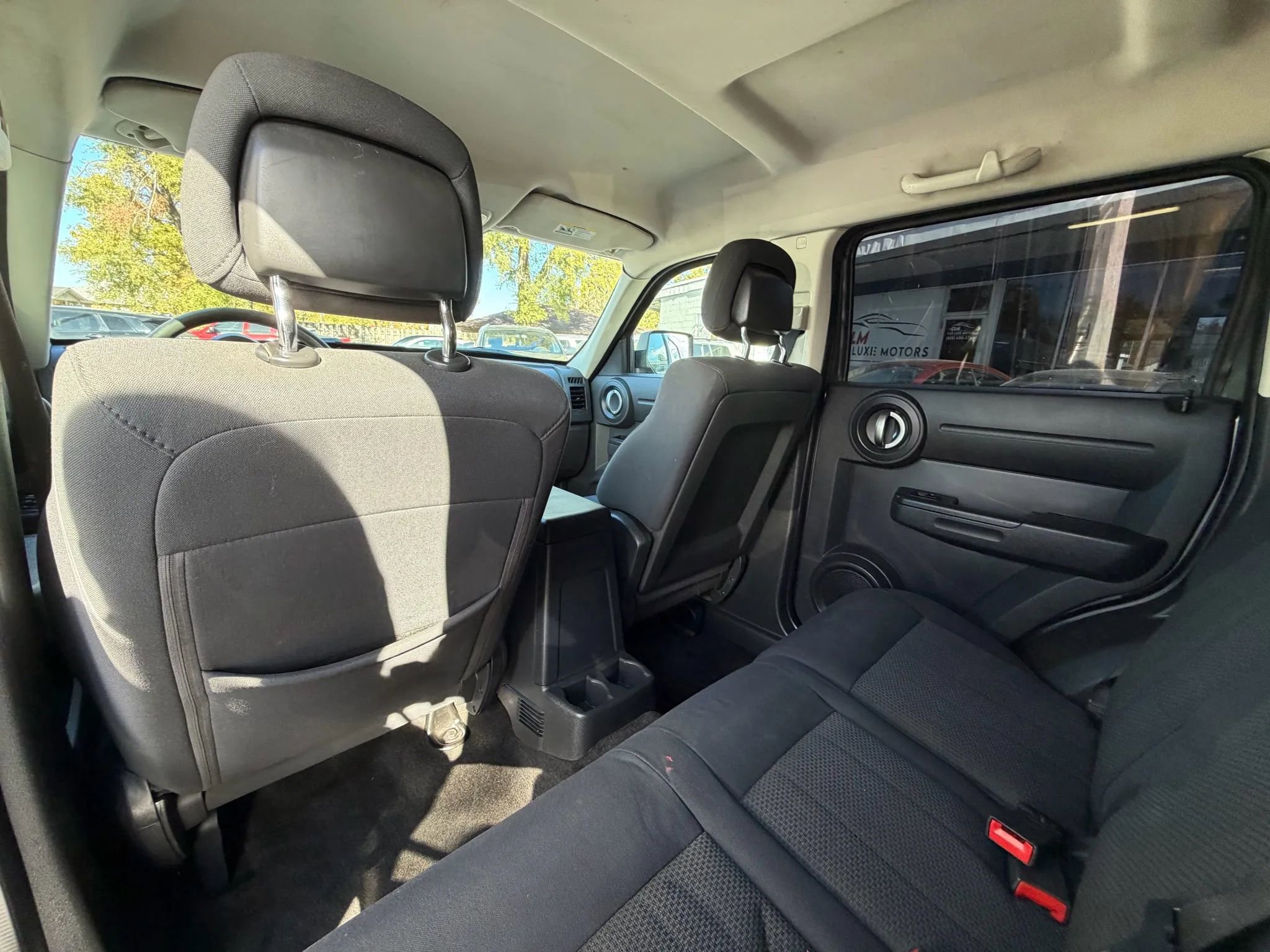 Used 2011 Dodge Nitro Heat w/ Popular Equipment Group image 13