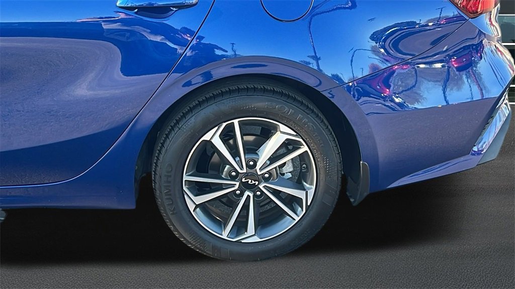 New 2024 Kia Forte LXS w/ LXS Technology Package image 3