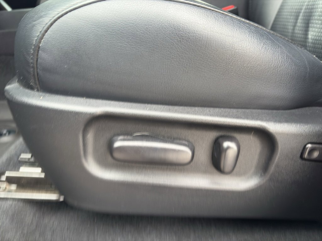 Used 2020 Toyota Tacoma TRD Sport w/ TRD Premium Sport Package image 10