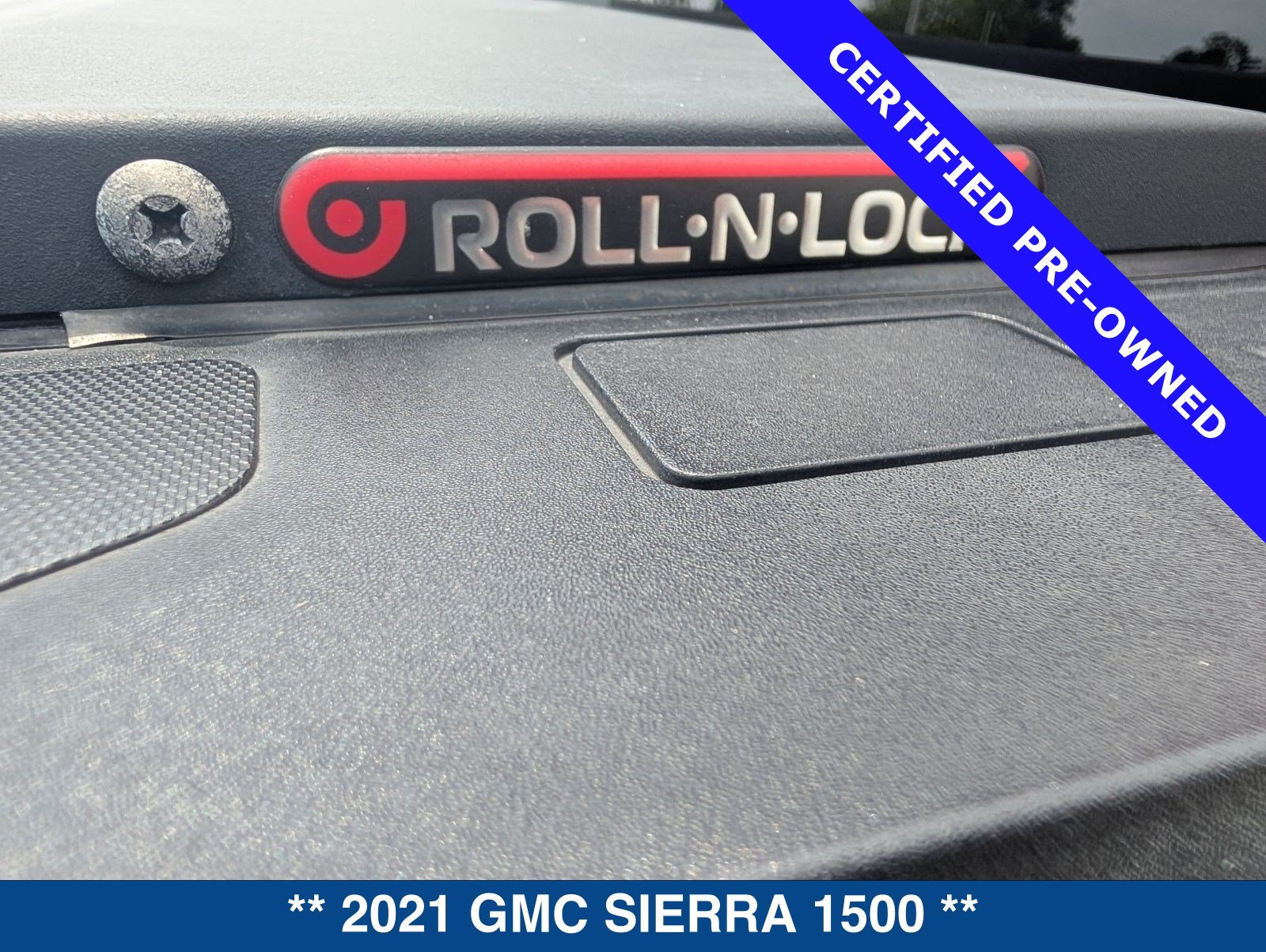 Used 2021 GMC Sierra 1500 Denali w/ Driver Alert Package II AWD/4WD image 18