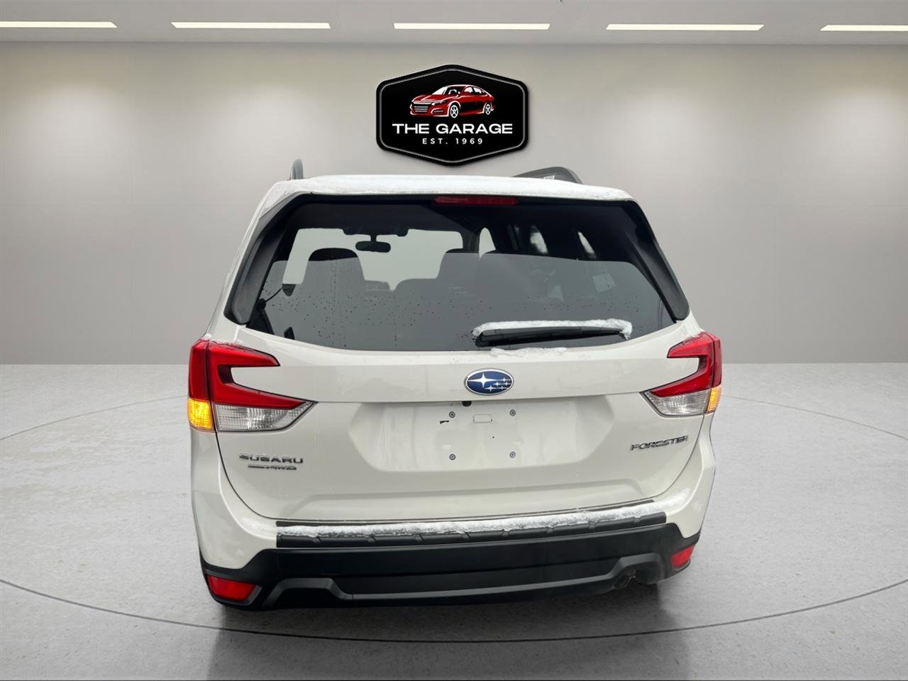 Used 2020 Subaru Forester Premium image 4