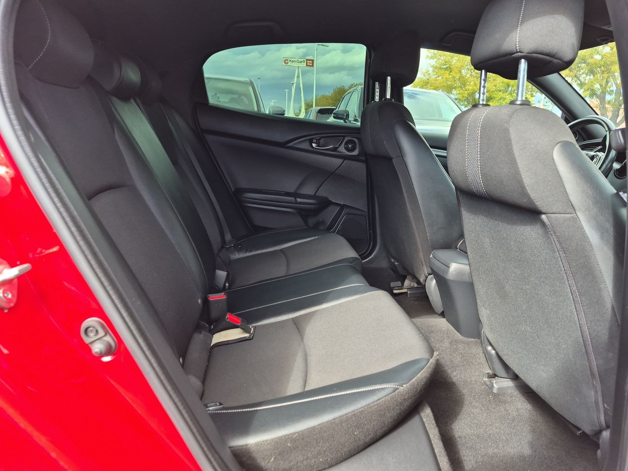 Used 2020 Honda Civic Sport image 29