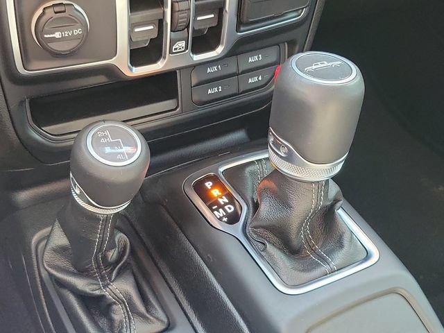 Used 2024 Jeep Gladiator Sport w/ Premium Package AWD/4WD image 29