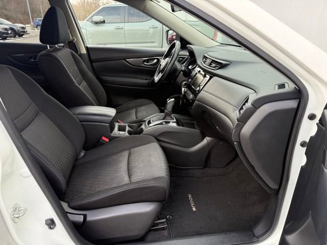 Used 2020 Nissan Rogue S w/ Special Edition Package image 25