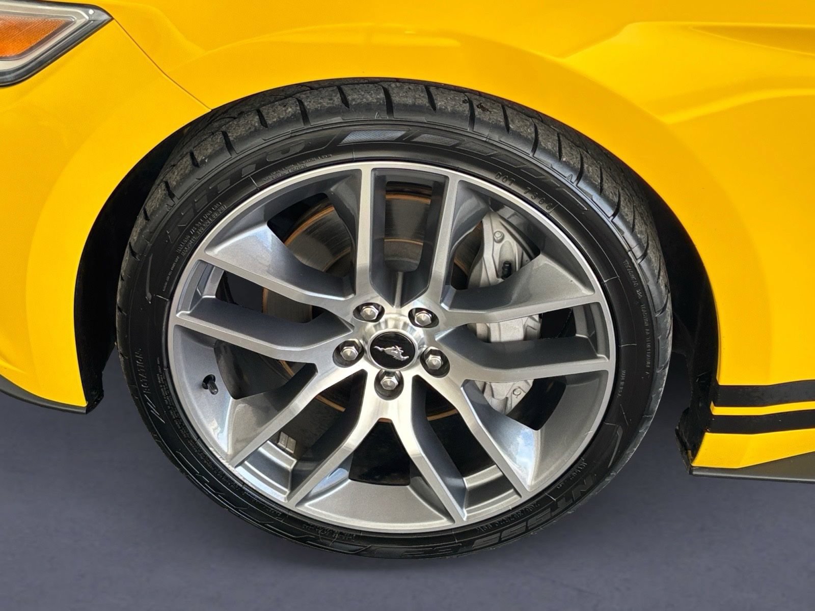 Used 2015 Ford Mustang GT Premium w/ Equipment Group 401A RWD image 9