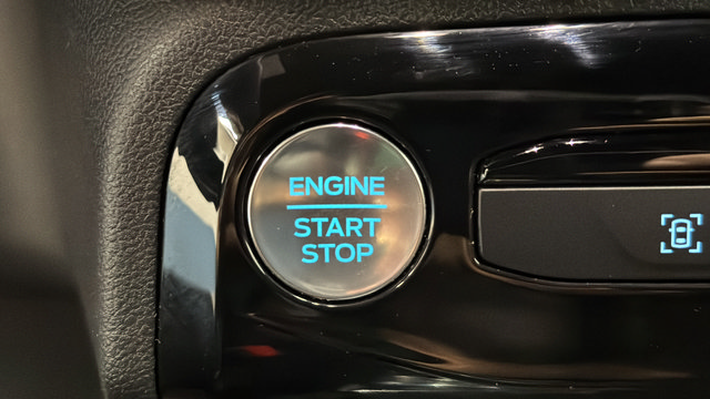 Used 2024 Ford Escape ST-Line w/ Tech Pack #1 AWD/4WD image 21