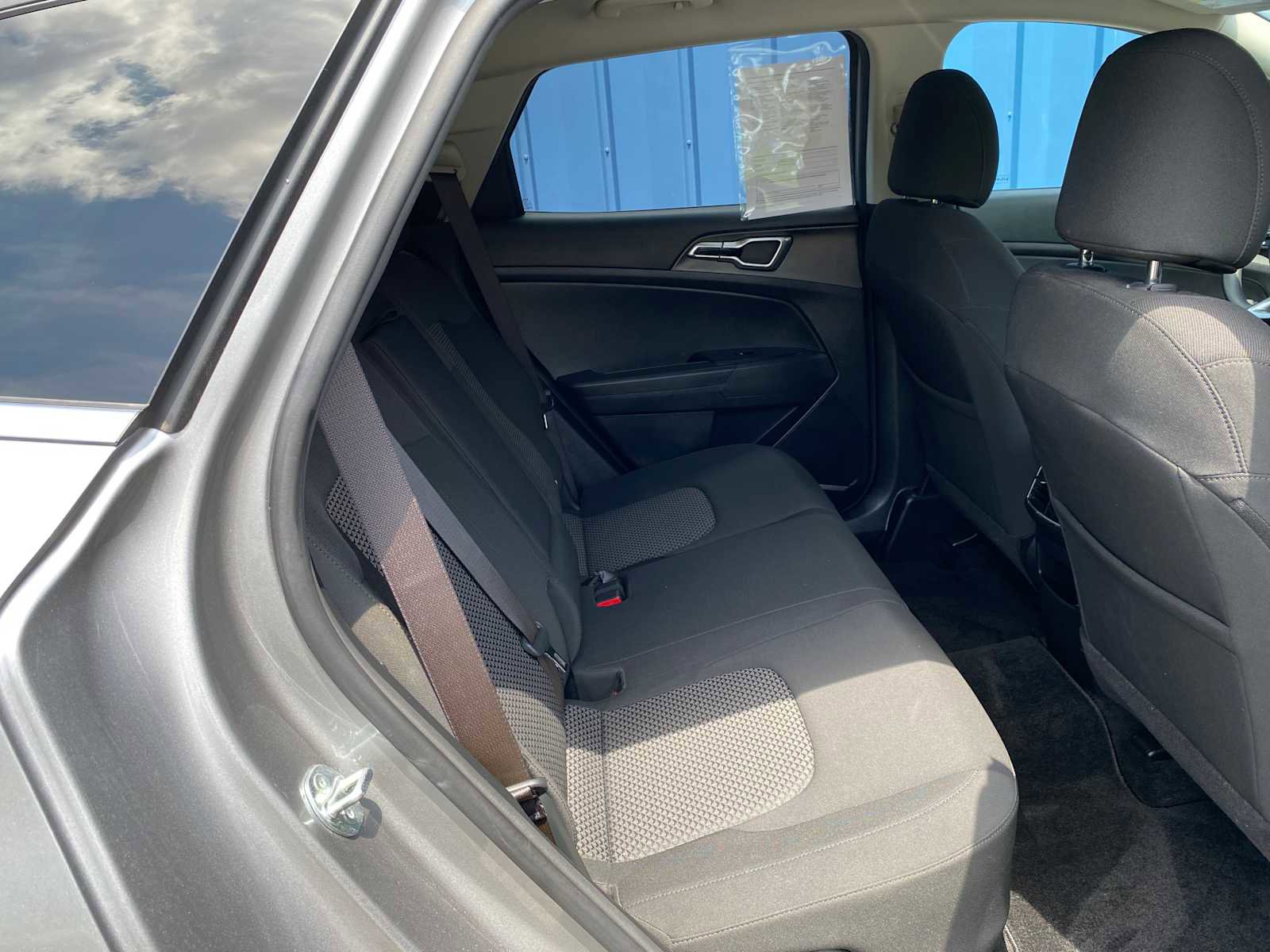Used 2023 Kia Sportage LX AWD/4WD image 30
