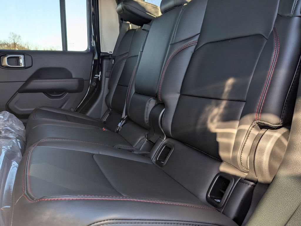 New 2026 Jeep Gladiator Rubicon w/ Safety Group AWD/4WD image 27