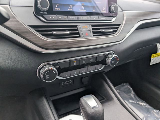 New 2025 Nissan Altima 2.5 SV image 23