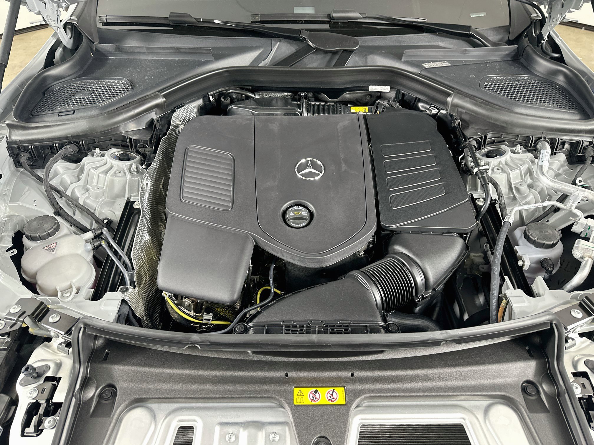 Used 2026 Mercedes-Benz GLC 300 4MATIC image 40