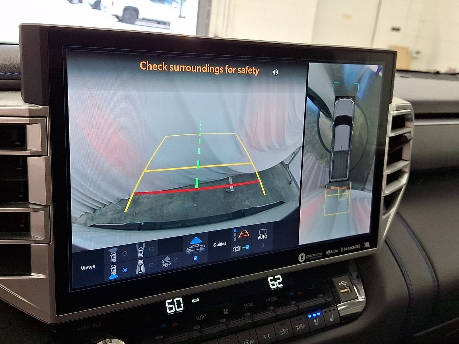 Used 2022 Toyota Tundra Platinum w/ Advanced Package AWD/4WD image 19